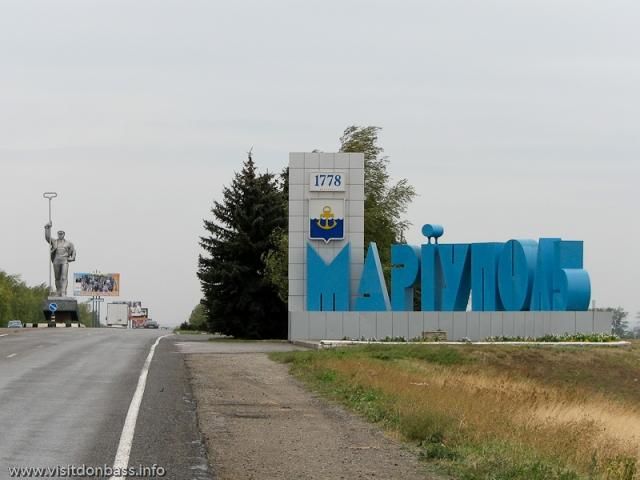 У Маріуполі споруджують внутрішній периметр блокпостів У Маріуполі споруджують внутрішній периметр блокпостів