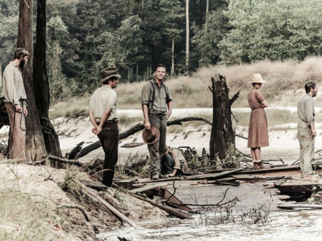 Фильм дня – "Когда я умирала": семейство отправляется хоронить мать Фильм дня – "Когда я умирала": семейство отправляется хоронить мать