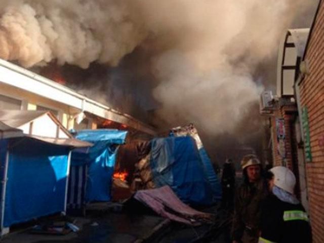 У Донецьку продовжують стріляти. ОБСЄ підтверджує, що вчора загинули люди У Донецьку продовжують стріляти. ОБСЄ підтверджує, що вчора загинули люди