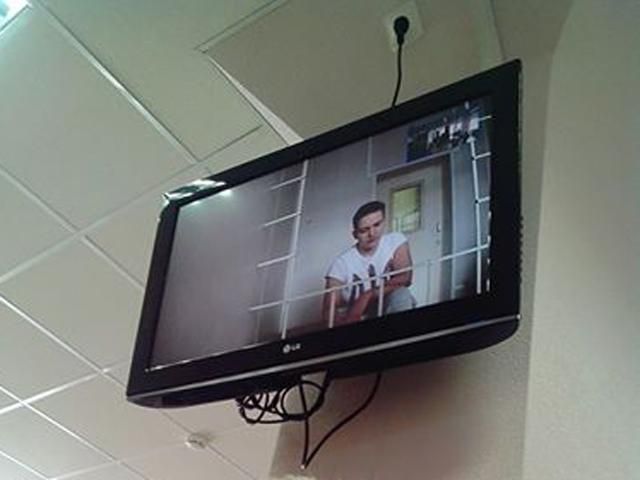 К Савченко на свидание не пустили украинских наблюдателей К Савченко на свидание не пустили украинских наблюдателей