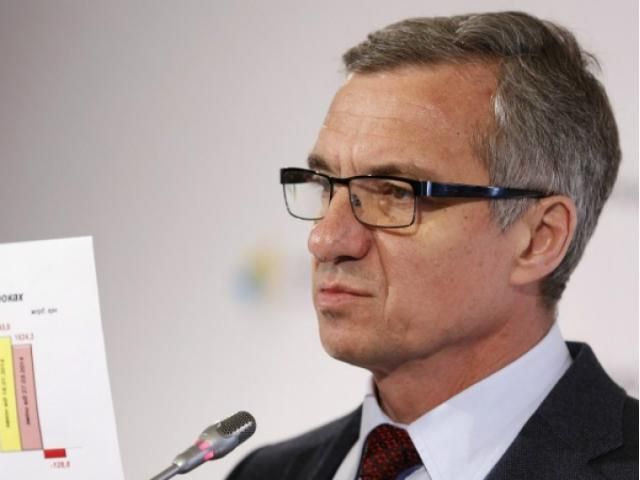 Кабмин хочет выделить 63 миллиарда на армию в 2015 году Кабмин хочет выделить 63 миллиарда на армию в 2015 году