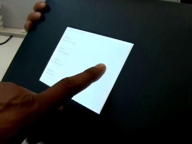 Intel разработала концептуальный ноутбук с двумя дисплеями Intel разработала концептуальный ноутбук с двумя дисплеями