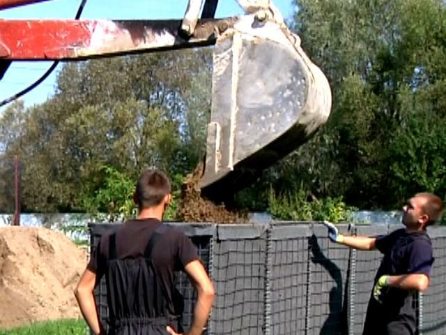 Підприємці Львівщини виготовляють мобільні вогневі точки для потреб сил АТО Підприємці Львівщини виготовляють мобільні вогневі точки для потреб сил АТО