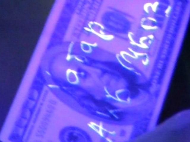 В Хмельцкой области сотрудник военкомата требовал $500 от мобилизованного В Хмельцкой области сотрудник военкомата требовал $500 от мобилизованного