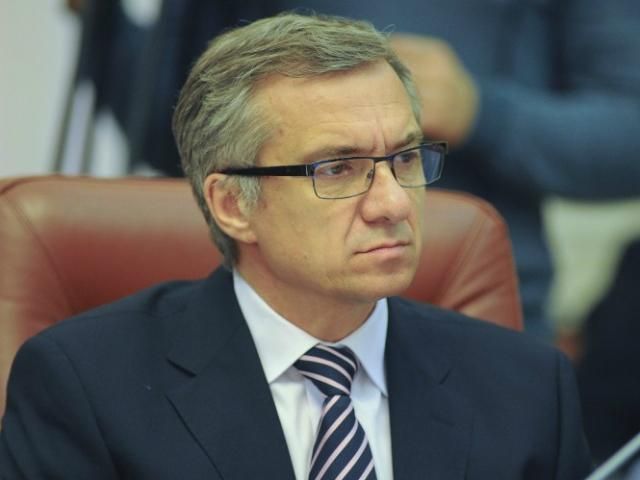 Через конфлікт на Донбасі економіка України впаде на 6% - Шлапак Через конфлікт на Донбасі економіка України впаде на 6% - Шлапак