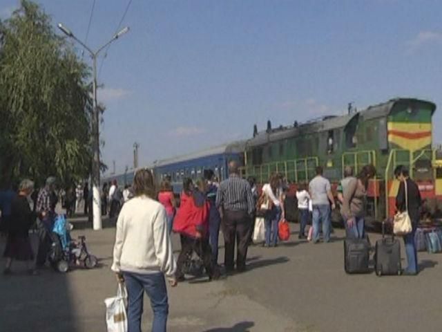 Железнодорожное сообщение между Луганской и Львовской областями возобновили