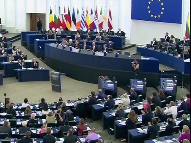 Хроника 16 сентября: ратификация Соглашения, под ВР состоялись протесты Хроника 16 сентября: ратификация Соглашения, под ВР состоялись протесты