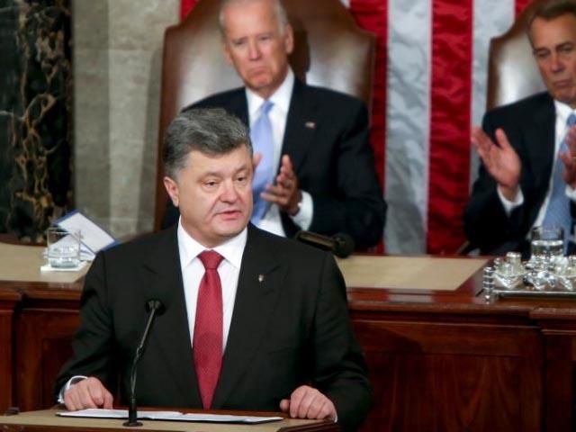Мы не можем смириться с оккупацией Крыма, — Порошенко