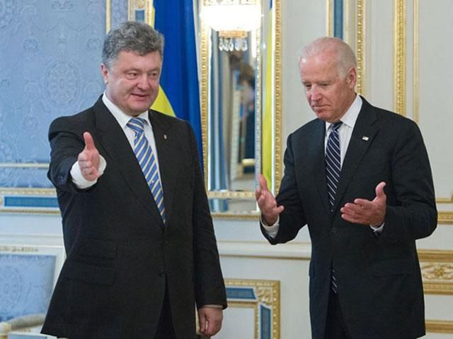 Порошенко обсудил с Байденом военное и экономическое сотрудничество