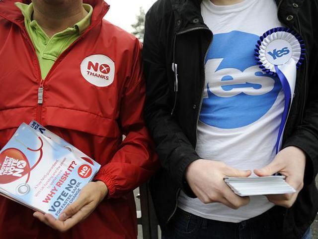 Большинство шотландцев все-таки не хотят отделяться от Великобритании Большинство шотландцев все-таки не хотят отделяться от Великобритании