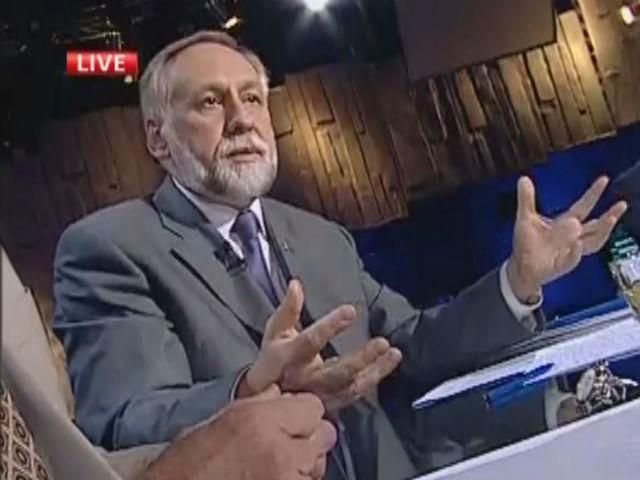 Украина ведет войну, а у нас нет секретаря СНБО, — Кармазин Украина ведет войну, а у нас нет секретаря СНБО, — Кармазин