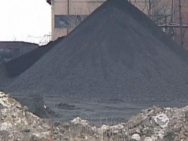 Видобування вугілля в серпні впало більше, ніж на 50% Видобування вугілля в серпні впало більше, ніж на 50%