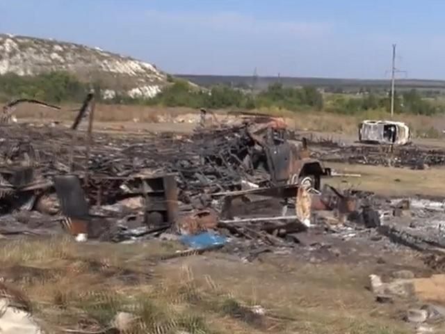 Зона АТО: Обстрелянная "Градами" и "Смерчами" база сил АТО (Видео) Зона АТО: Обстрелянная "Градами" и "Смерчами" база сил АТО (Видео)