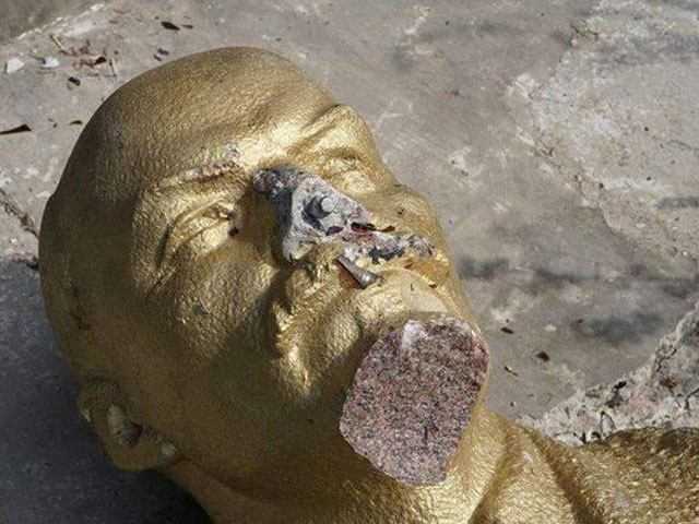 В Константиновке не устоял Ленин В Константиновке не устоял Ленин