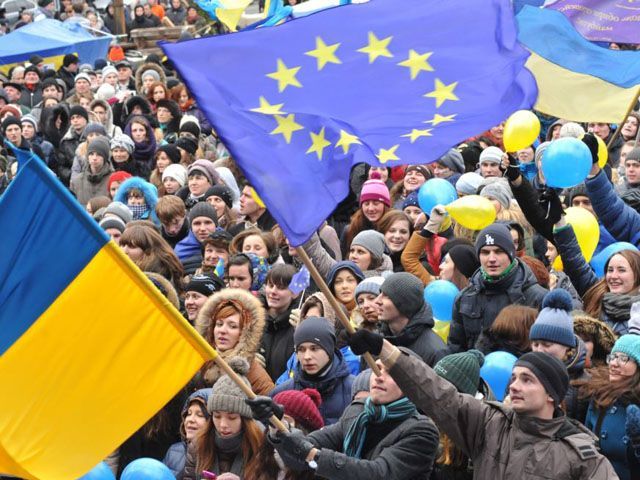 Евромайдан все-таки номинировали на премию имени Сахарова Евромайдан все-таки номинировали на премию имени Сахарова