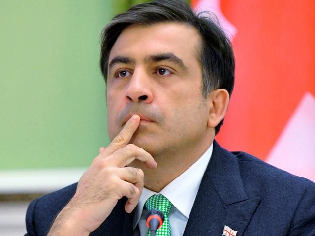 В Грузии наложили арест на имущество Саакашвили и его семьи