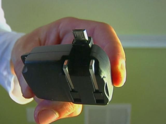 Американские изобретатели представили мини-зарядку для смартфонов Американские изобретатели представили мини-зарядку для смартфонов