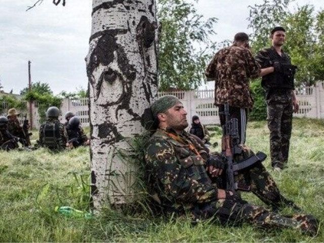 Міноборони замість бронежилетів накупило феєрверків, — Тимчук Міноборони замість бронежилетів накупило феєрверків, — Тимчук