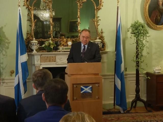 Голова уряду Шотландії пішов у відставку Голова уряду Шотландії пішов у відставку
