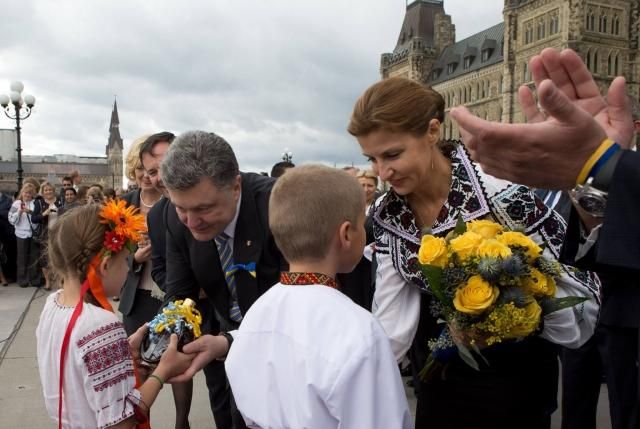 Порошенко привітав українців із Днем миру Порошенко привітав українців із Днем миру