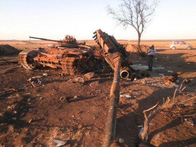 У Старобешевому — знищені російські танки Т-72, — ЗМІ (Фото)