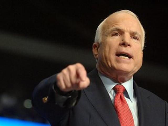 Это позор, что США отказали Украине в предоставлении военной помощи, — Маккейн