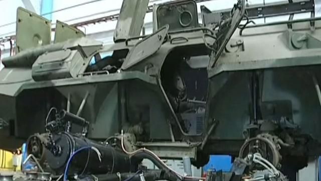 Николаевский бронетанковый завод восстановил 10 БТРов (Видео) Николаевский бронетанковый завод восстановил 10 БТРов (Видео)
