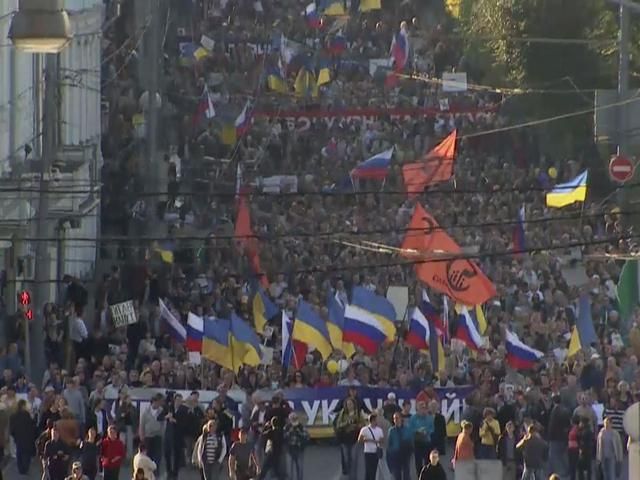В десятках міст світу відбулися марші миру проти російської агресії (Відео) В десятках міст світу відбулися марші миру проти російської агресії (Відео)