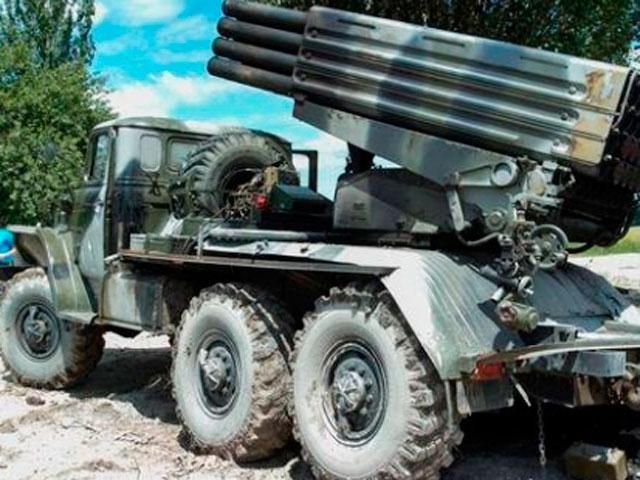 Боевики "Градами" обстреливают Мариуполь, — "Азов" Боевики "Градами" обстреливают Мариуполь, — "Азов"