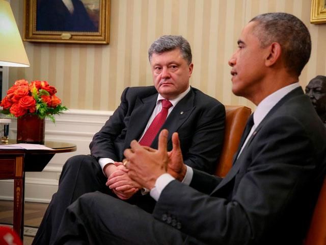 Порошенко розповів, яку техніку армія отримала від США Порошенко розповів, яку техніку армія отримала від США