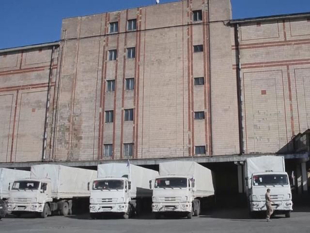 На фронті: з "гумконвоєм" привезли зброю, терористи 40 разів обстріляли сили АТО На фронті: з "гумконвоєм" привезли зброю, терористи 40 разів обстріляли сили АТО