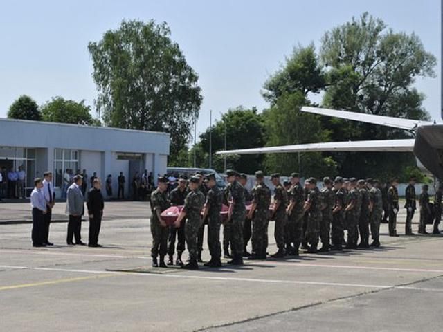 У Дніпропетровську поховають тіла 21 невідомого воїна АТО