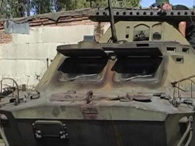 Підприємці та волонтери допомагають відновлювати бойову техніку Підприємці та волонтери допомагають відновлювати бойову техніку