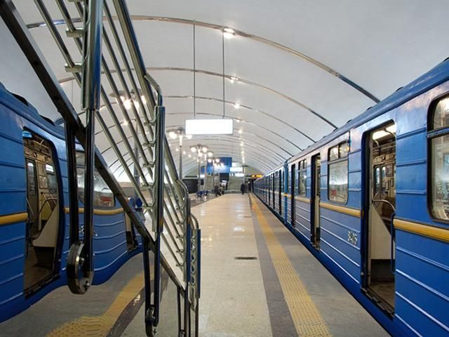 Проїзд у київському метро подорожчає до 3,5 грн з 2015 року