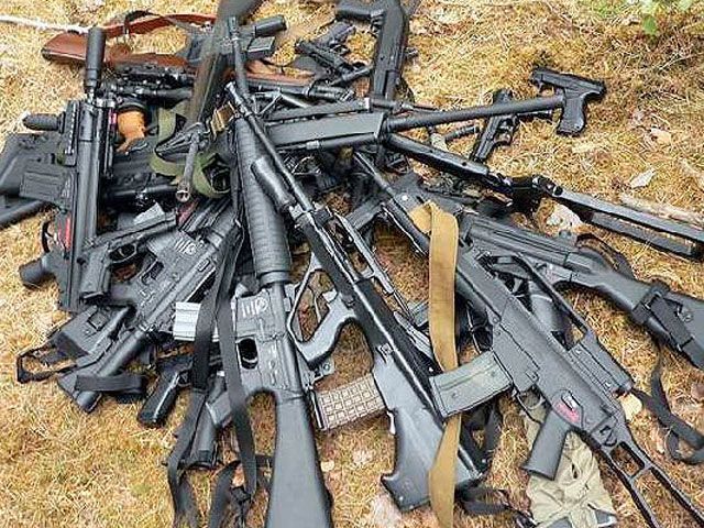 Украина подписала многосторонний договор о торговле оружием Украина подписала многосторонний договор о торговле оружием