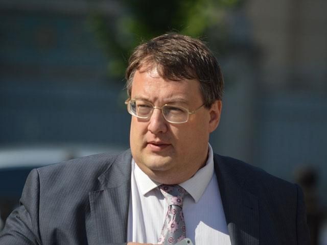 Для реформування міліції необхідні десятки мільярдів гривень, — Геращенко Для реформування міліції необхідні десятки мільярдів гривень, — Геращенко