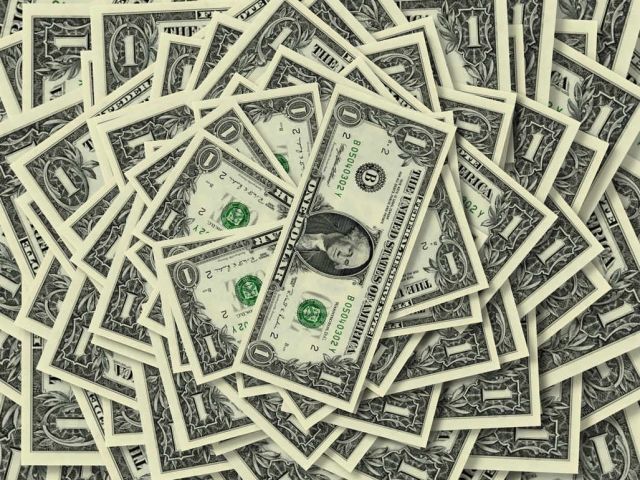 Доллар и евро снизились — курсы валют на 24 сентября Доллар и евро снизились — курсы валют на 24 сентября