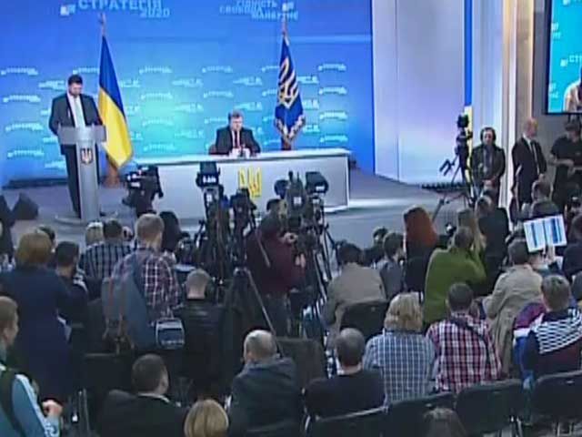 Уряд адекватно реагує на дії Росії в економіці, — Порошенко