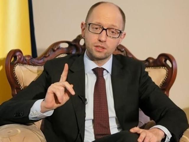 РФ обязалась прекратить поддержку террористов на Донбассе, — Яценюк