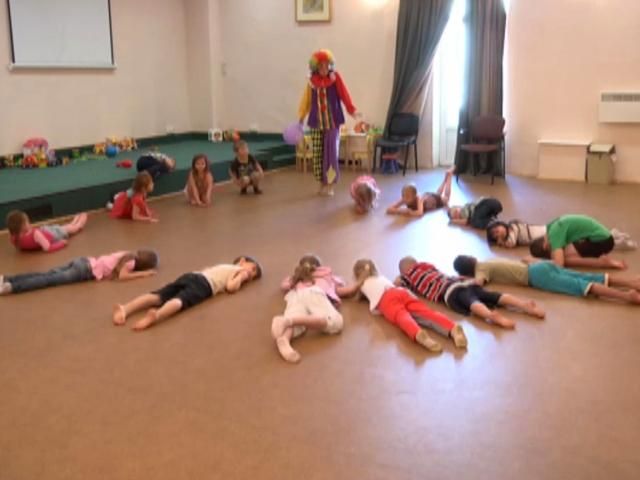 Из зоны АТО выехало более 330 тысяч переселенцев, — ДСНС Из зоны АТО выехало более 330 тысяч переселенцев, — ДСНС