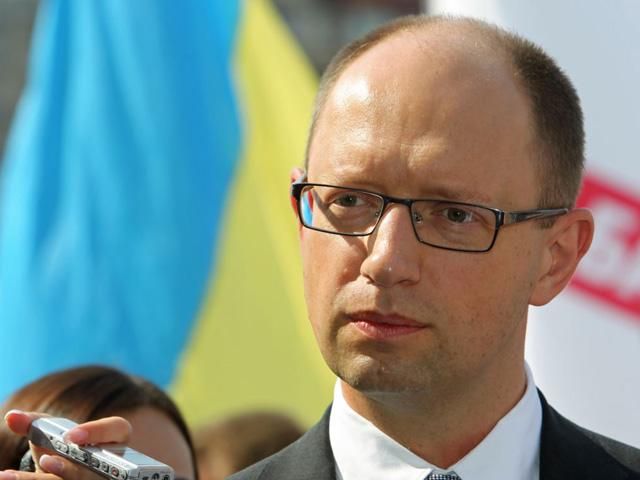 Якщо немає контролю над кордоном - це порушення мінських домовленостей, — Яценюк