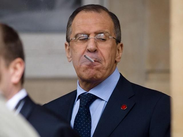 Лавров істерить, щоб Україна залишилася позаблоковою державою Лавров істерить, щоб Україна залишилася позаблоковою державою