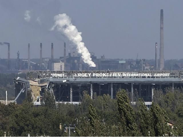 Донецький аеропорт — під контролем українських військових, — Селезньов Донецький аеропорт — під контролем українських військових, — Селезньов