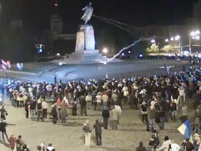 Ще до падіння Леніна Аваков "благословив" його повалення Ще до падіння Леніна Аваков "благословив" його повалення