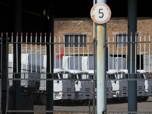 Россия и дальше будет посылать свою "гуманитарку" в Украину Россия и дальше будет посылать свою "гуманитарку" в Украину