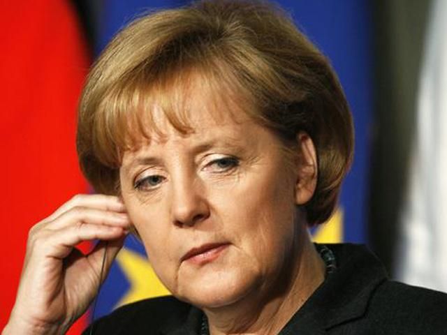 Меркель каже, що Німеччина може переглянути енергетичну співпрацю з РФ