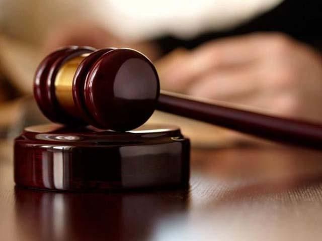 Конституционный суд Испании приостановил решение о референдуме в Каталонии Конституционный суд Испании приостановил решение о референдуме в Каталонии