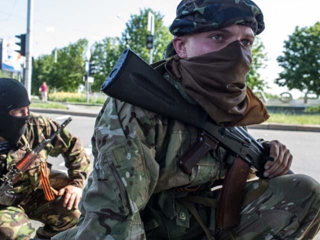 В Луганской области боевики с танками штурмовали блокпост нацгвардейцев