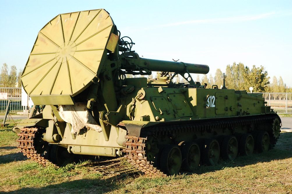 Терористи обстрілюють Дебальцеве із "Тюльпанів" Терористи обстрілюють Дебальцеве із "Тюльпанів"