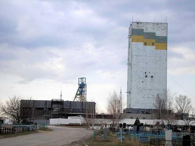Горняков с обесточенной шахты Засядько подняли на поверхность: пострадавших нет